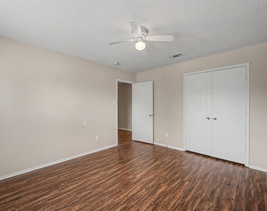 5225 Newcastle Lane - Photo Thumbnail 17