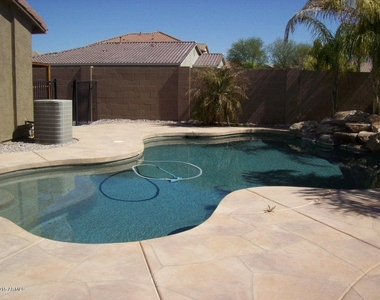 2333 W Mila Way - Photo Thumbnail 25