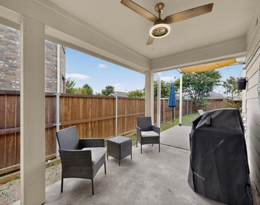905 Lake Grove Drive - Photo Thumbnail 34
