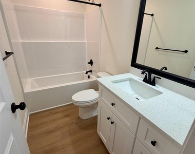 1211 Brecken Court - Photo Thumbnail 21
