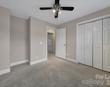 6932 Misty Pine Lane - Photo Thumbnail 9