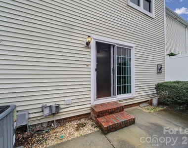 6932 Misty Pine Lane - Photo Thumbnail 13