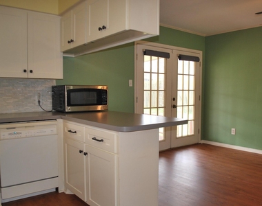 2604 W Johnson Street - Photo Thumbnail 34