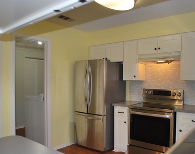 2604 W Johnson Street - Photo Thumbnail 31