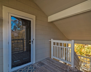 5001 Sharon Road - Photo Thumbnail 5