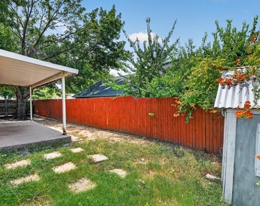 7001 Bentley Avenue - Photo Thumbnail 23