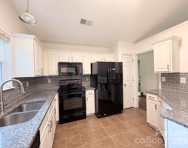 7124 Rumple Road - Photo Thumbnail 7