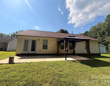 7124 Rumple Road - Photo Thumbnail 17