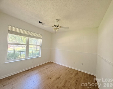 7124 Rumple Road - Photo Thumbnail 9