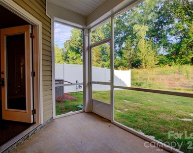 14061 Castle Nook Drive - Photo Thumbnail 29