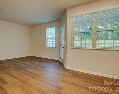 14061 Castle Nook Drive - Photo Thumbnail 5