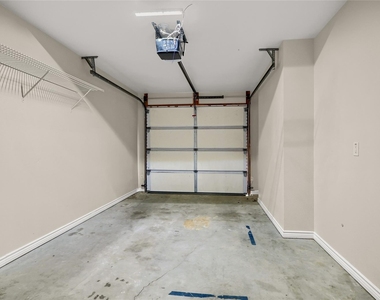 1025 Rice Street - Photo Thumbnail 16