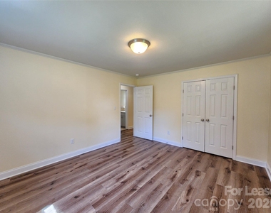 705 China Grove Highway - Photo Thumbnail 12