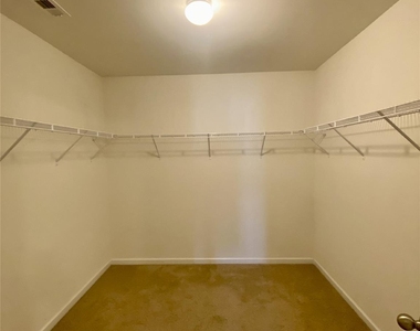 1239 Farm Branch Drive Sw - Photo Thumbnail 11