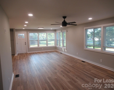 2378 Reepsville Road - Photo Thumbnail 4