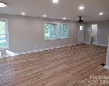 2378 Reepsville Road - Photo Thumbnail 6