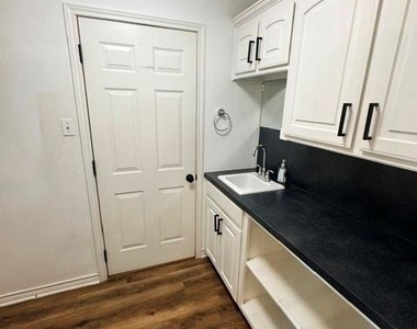 1509 Saddle Lakes Drive - Photo Thumbnail 17