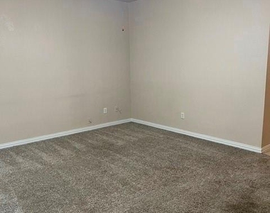 7901 Marydean Avenue - Photo Thumbnail 2