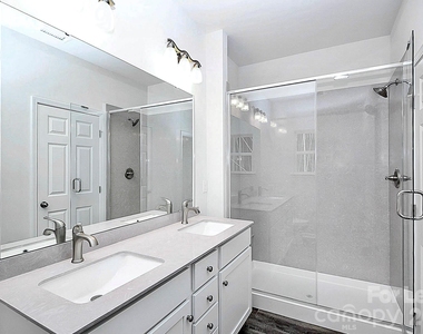 1616 Weldon Street - Photo Thumbnail 8