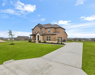 107 Yampa Court - Photo Thumbnail 20