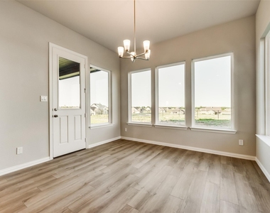 107 Yampa Court - Photo Thumbnail 18