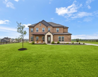 107 Yampa Court - Photo Thumbnail 3