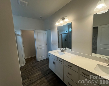 1120 Langston Lane - Photo Thumbnail 12