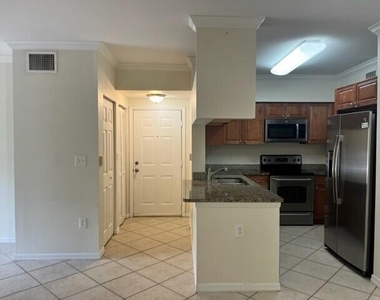 6410 Emerald Dunes Drive - Photo Thumbnail 2