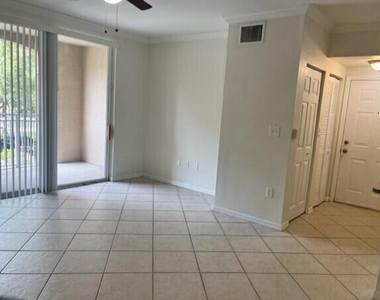 6410 Emerald Dunes Drive - Photo Thumbnail 3