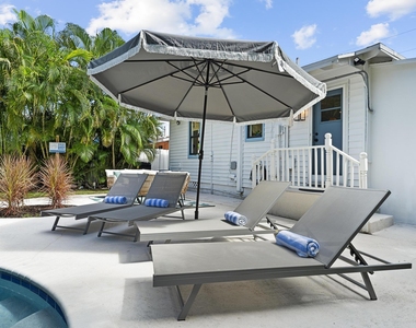 721 Dobbins Street - Photo Thumbnail 12
