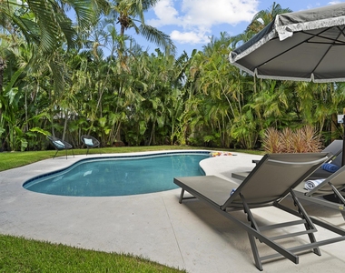 721 Dobbins Street - Photo Thumbnail 13