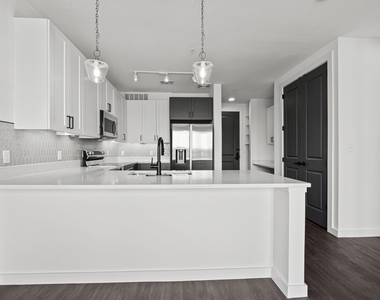 1100 N Zang Boulevard - Photo Thumbnail 12