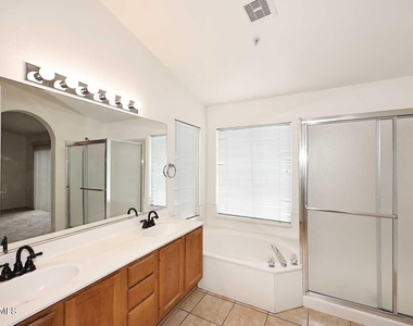 9107 E Kimberly Way - Photo Thumbnail 23