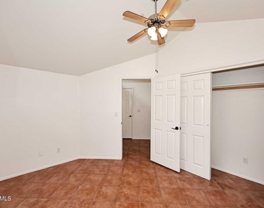 9107 E Kimberly Way - Photo Thumbnail 19