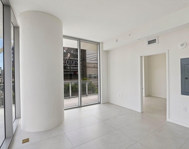 1400 Biscayne Boulevard - Photo Thumbnail 6