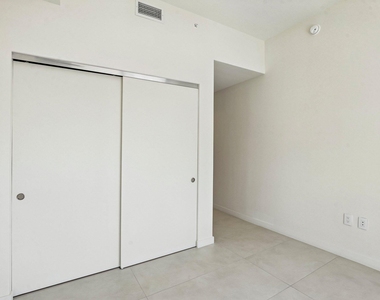 1400 Biscayne Boulevard - Photo Thumbnail 25