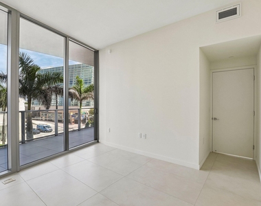 1400 Biscayne Boulevard - Photo Thumbnail 9