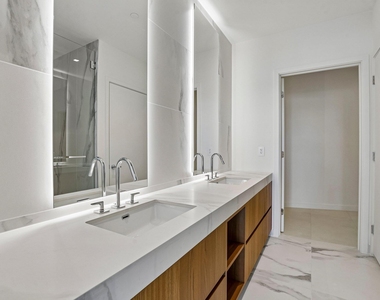 1400 Biscayne Boulevard - Photo Thumbnail 34