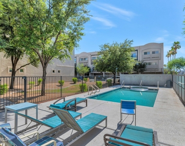 7855 N 20th Glen - Photo Thumbnail 38