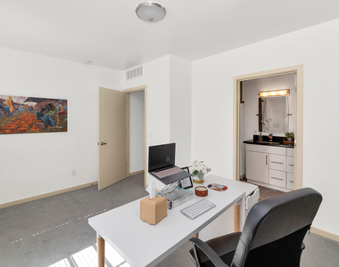 7855 N 20th Glen - Photo Thumbnail 25