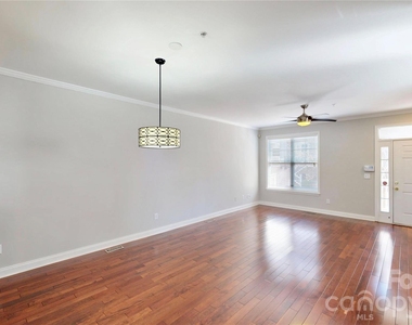 859 Clarkson Mill Court - Photo Thumbnail 8