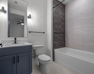 1100 N Zang Boulevard - Photo Thumbnail 10