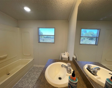 4083 Fm 550 - Photo Thumbnail 16