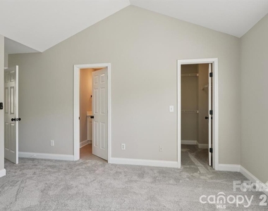827 4th Street W - Photo Thumbnail 14