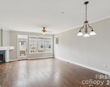 827 4th Street W - Photo Thumbnail 7