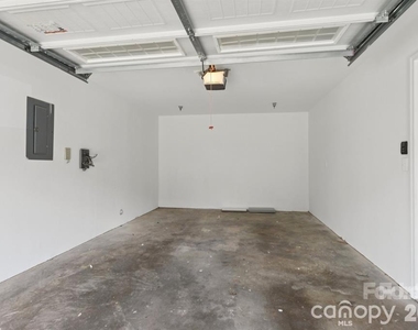 827 4th Street W - Photo Thumbnail 28