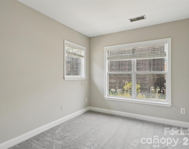 827 4th Street W - Photo Thumbnail 22
