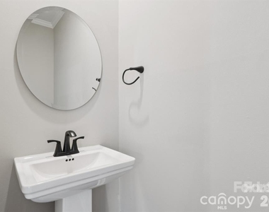 827 4th Street W - Photo Thumbnail 23