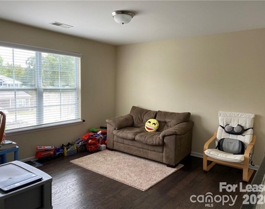 10297 Shrader Street Nw - Photo Thumbnail 10