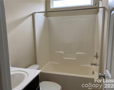 10297 Shrader Street Nw - Photo Thumbnail 6